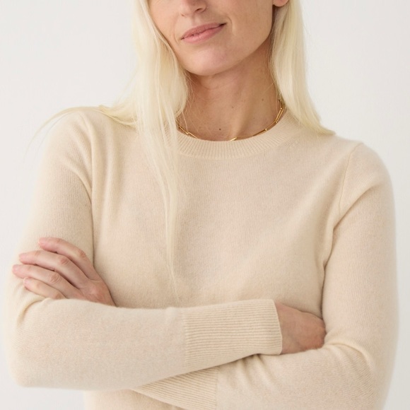 NWT J.Crew Cashmere Classic-fit Crewneck Sweater - Picture 3 of 4